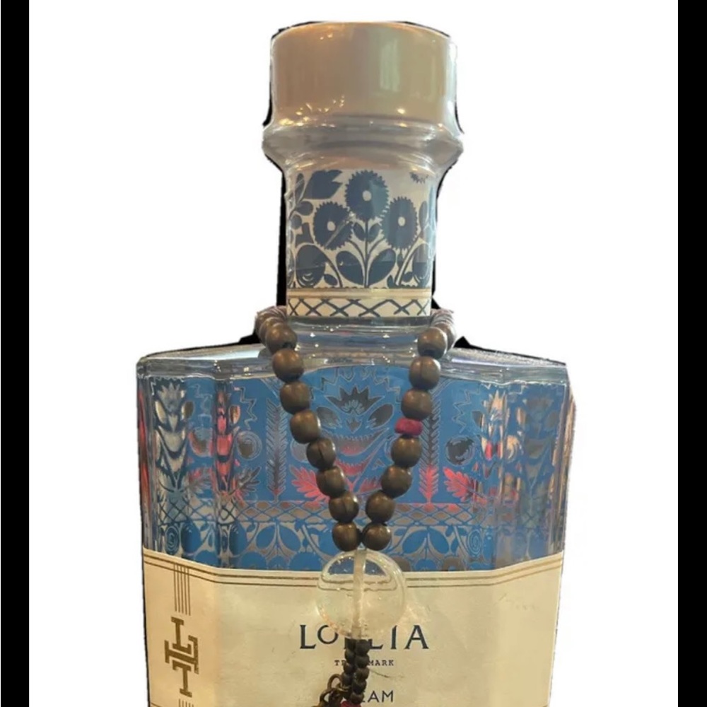 New Sealed Lollia Dream Bubble Bath White Tea & Honeysuckle 24 oz/700ml Elegant!